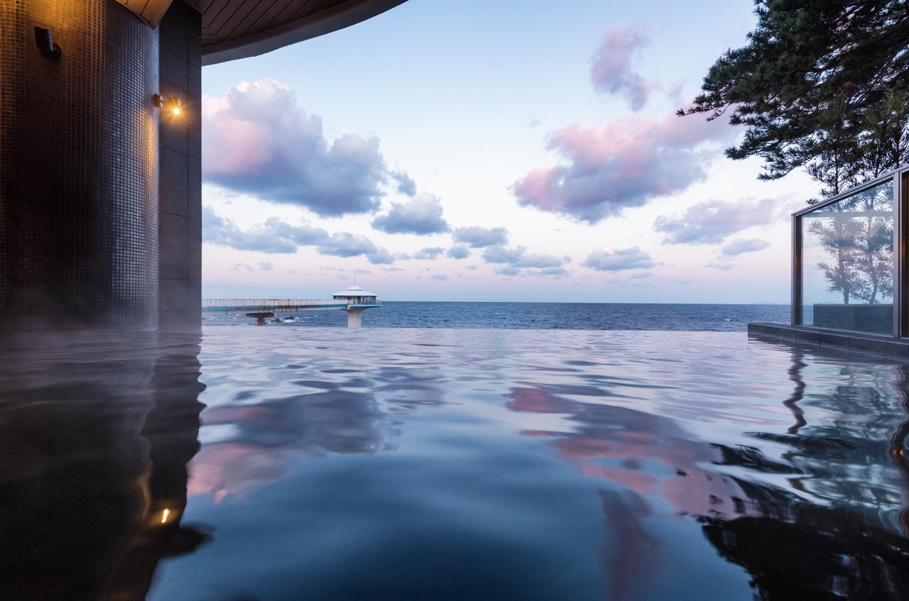 Shirahama Key Terrace Hotel Seamore Exterior photo